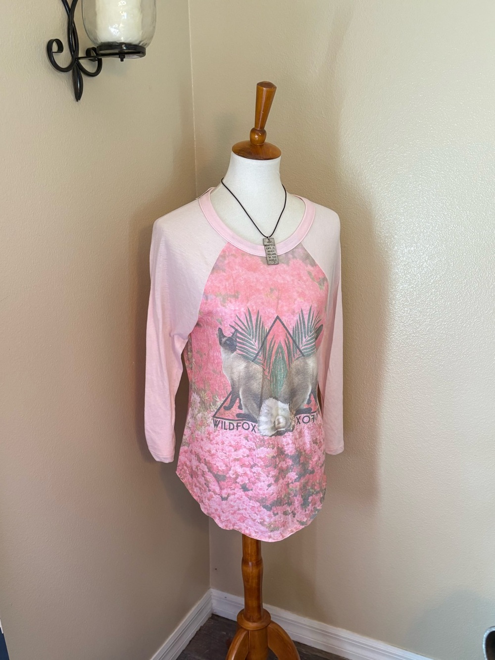 NWT Wildfox Siamese Cat Pink Floral Raglan Long Sleeve Tee